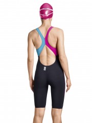 Costum-34-i-NOV-de-competitie-pentru-femei-negruturcoazroz